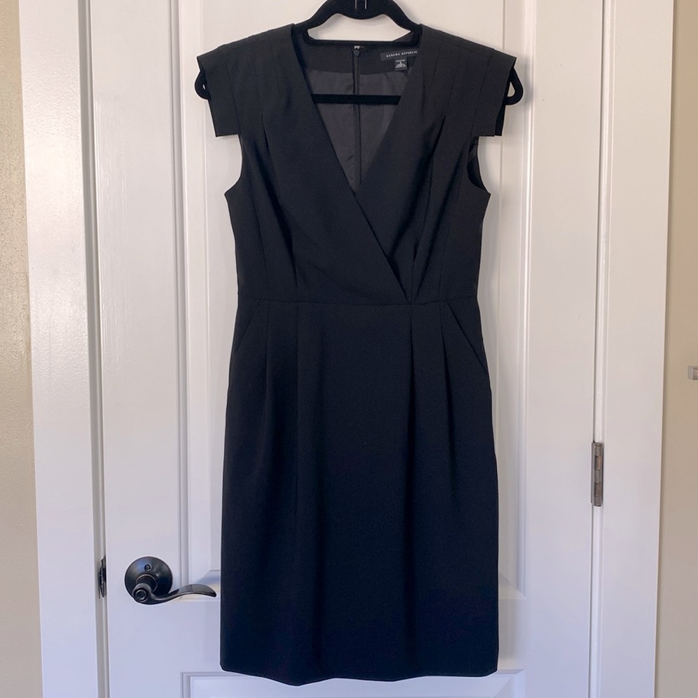 Banana Republic seasonless stretch wool suiting Carine tailored sheath dress